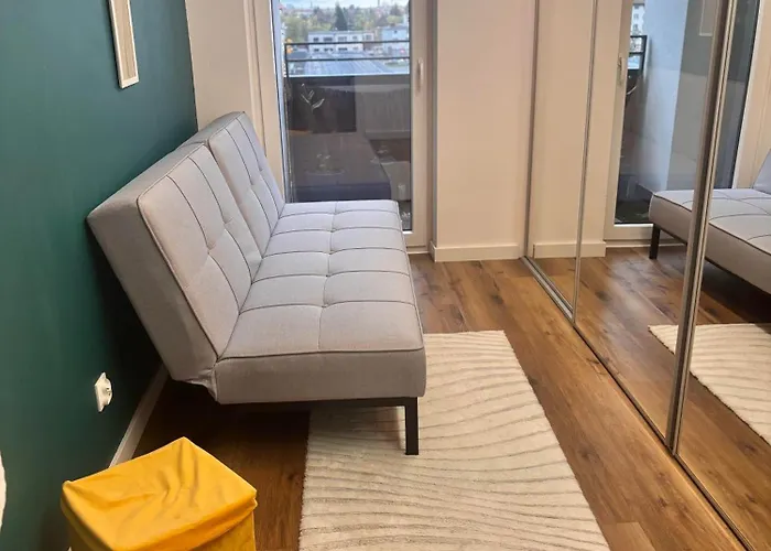 Gold - Podziemny Garaz Blisko Stadionu I Lotniska - Wygoda, Styl I Komfort פוזנן